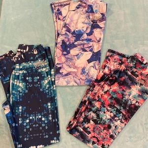 3 Pair of EVERLAST Athletic Leggings